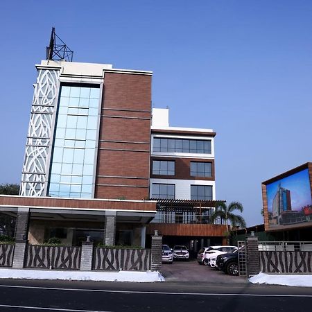 Anukulas Residency - Vellore Ngoại thất bức ảnh