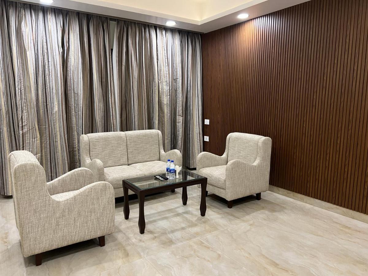 Anukulas Residency - Vellore Ngoại thất bức ảnh