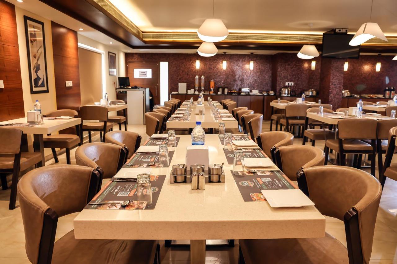 Anukulas Residency - Vellore Ngoại thất bức ảnh