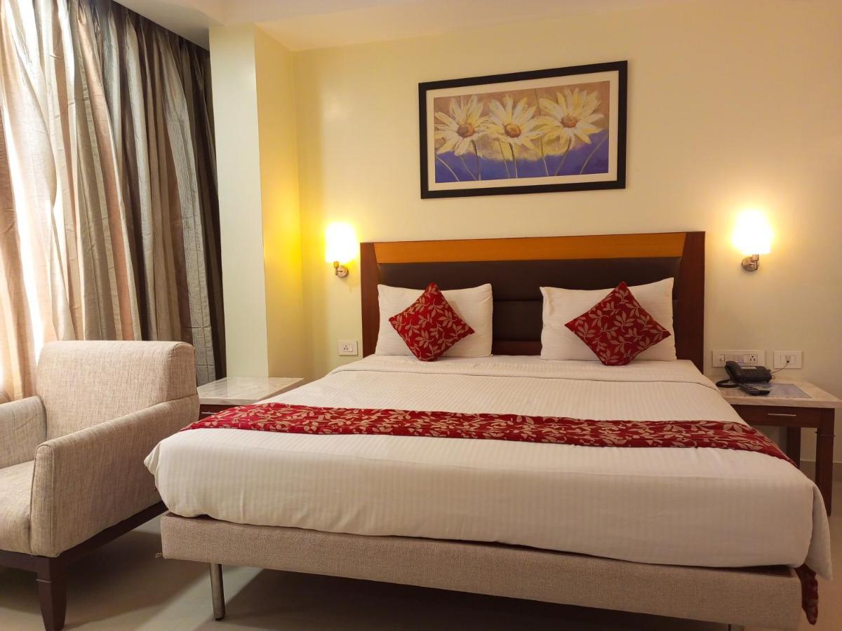 Anukulas Residency - Vellore Ngoại thất bức ảnh