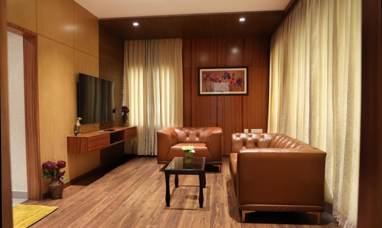 Anukulas Residency - Vellore Ngoại thất bức ảnh