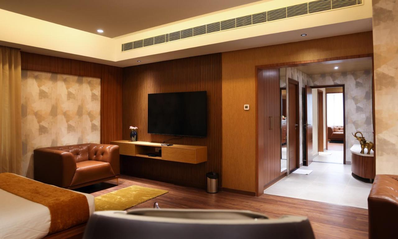 Anukulas Residency - Vellore Ngoại thất bức ảnh